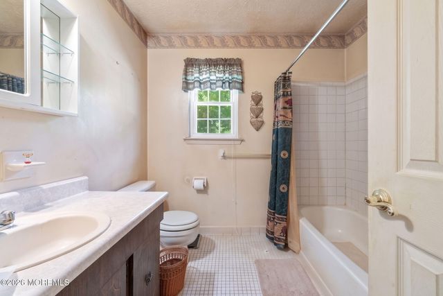 962 Sids Court 962, Brick, NJ 08724