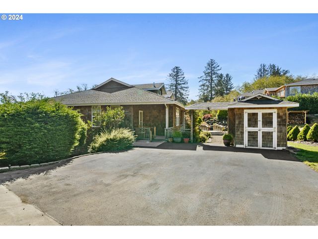 4612 Ne I Ave, Neotsu, OR 97364