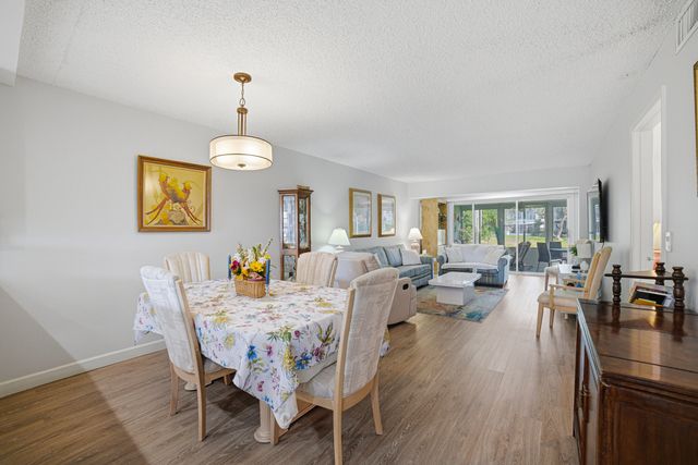 2901 SW 15th Street 102, Delray Beach, FL 33445