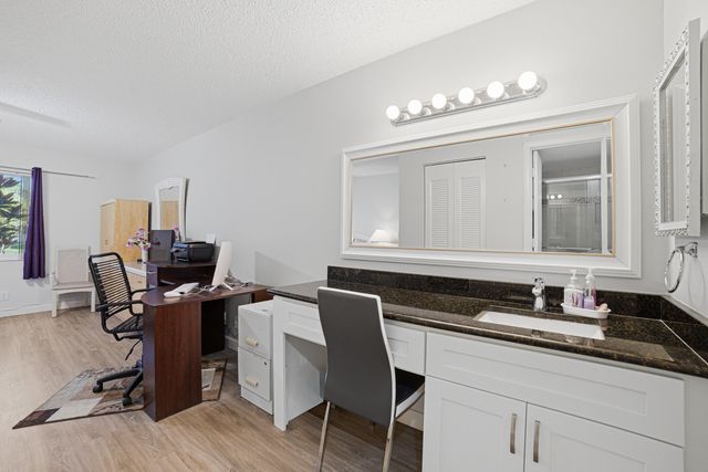 2901 SW 15th Street 102, Delray Beach, FL 33445