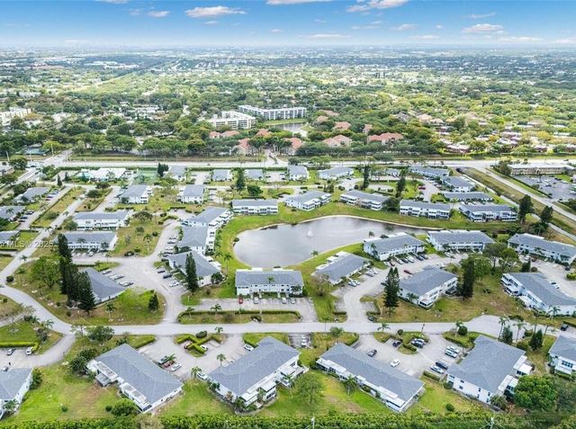 2901 SW 15th Street 102, Delray Beach, FL 33445