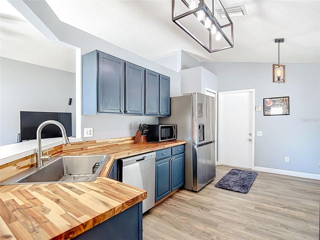 10411 HUNTERS HAVEN BOULEVARD, Riverview, FL 33578