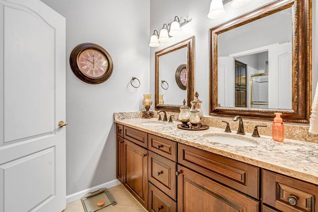 5035 W Birch Avenue, Fresno, CA 93722