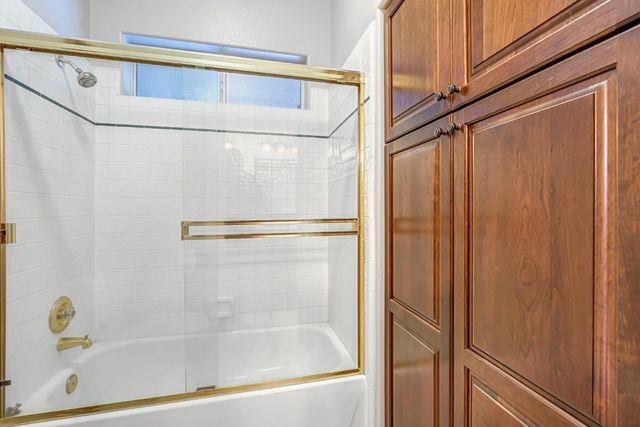 5035 W Birch Avenue, Fresno, CA 93722