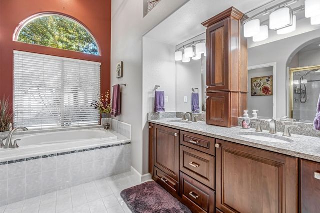 5035 W Birch Avenue, Fresno, CA 93722