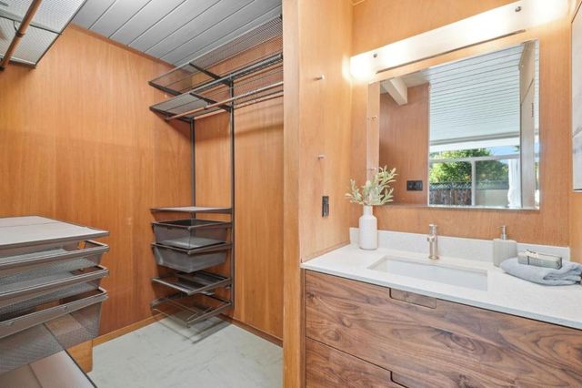 2440 Fairoak Court, San Jose, CA 95125