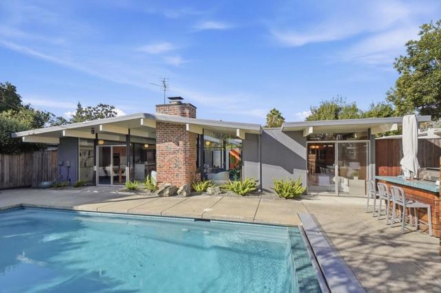 2440 Fairoak Court, San Jose, CA 95125