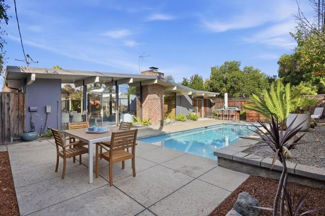 2440 Fairoak Court, San Jose, CA 95125