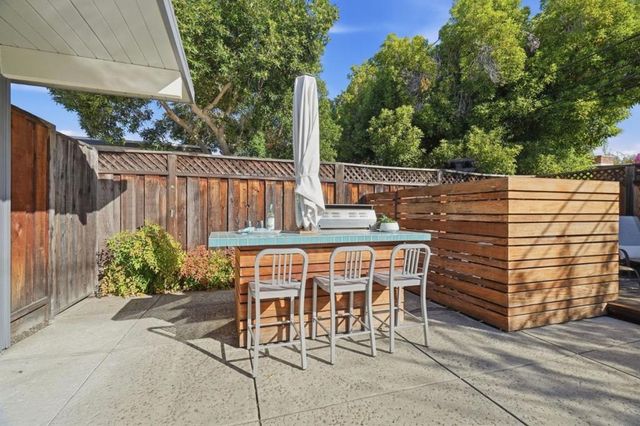 2440 Fairoak Court, San Jose, CA 95125