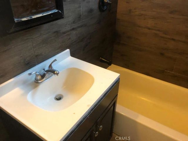 2026 S Ridgeley, Los Angeles, CA 90016
