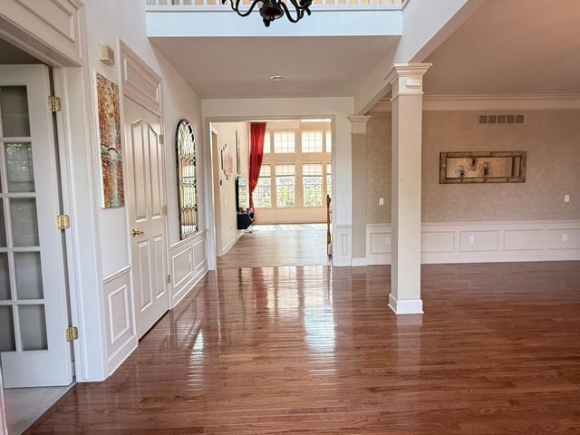51328 Plymouth Valley Drive, Plymouth Charter Twp, MI 48170