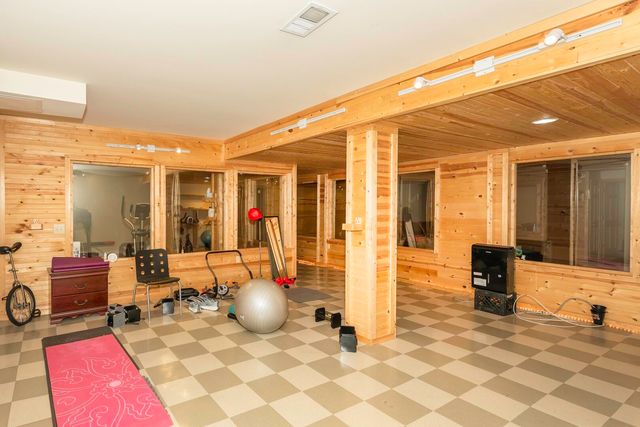 51328 Plymouth Valley Drive, Plymouth Charter Twp, MI 48170