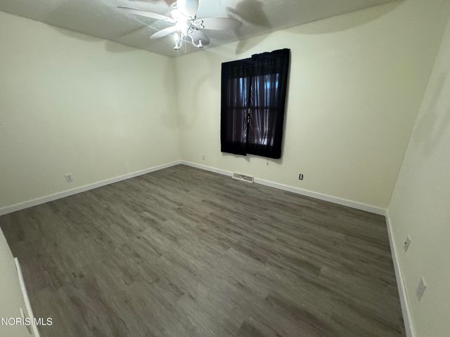 1468 S Jackson Street, Defiance, OH 43512