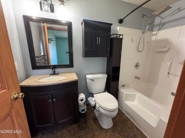 1468 S Jackson Street, Defiance, OH 43512