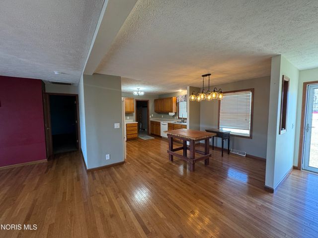 1468 S Jackson Street, Defiance, OH 43512