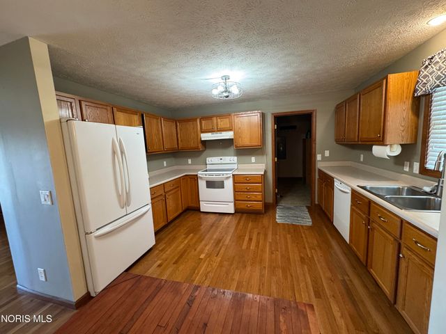 1468 S Jackson Street, Defiance, OH 43512