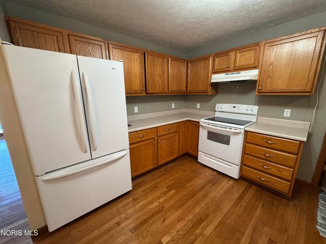 1468 S Jackson Street, Defiance, OH 43512