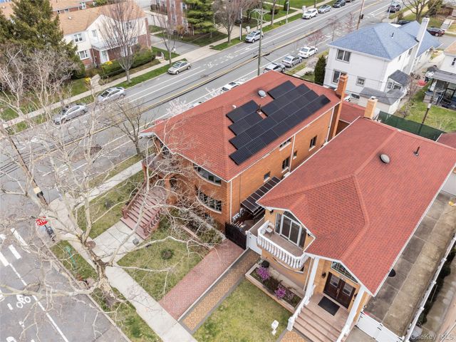 6903 Cloverdale Boulevard, Oakland Gardens, NY 11364