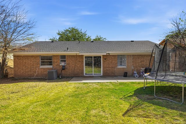 1602 Pisces Street, Grand Prairie, TX 75051