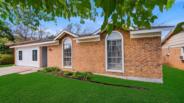 1602 Pisces Street, Grand Prairie, TX 75051