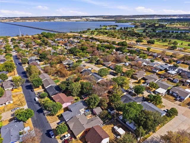 1602 Pisces Street, Grand Prairie, TX 75051