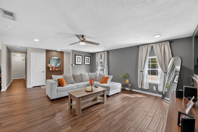 1602 Pisces Street, Grand Prairie, TX 75051