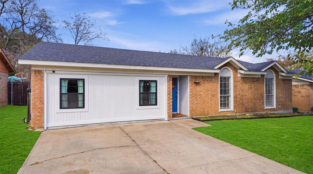 1602 Pisces Street, Grand Prairie, TX 75051 — photo 2