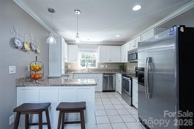 1823 Emerywood Drive, Charlotte, NC 28210