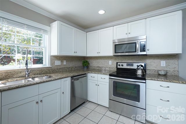 1823 Emerywood Drive, Charlotte, NC 28210