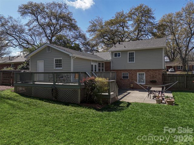 1823 Emerywood Drive, Charlotte, NC 28210