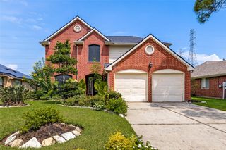 212 Cedar Branch Drive, League City, TX 77573