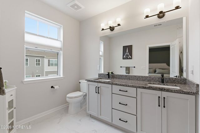 5 Laird Way, Wall, NJ 07753