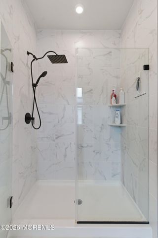 5 Laird Way, Wall, NJ 07753