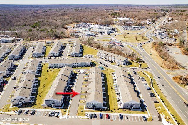 5 Laird Way, Wall, NJ 07753