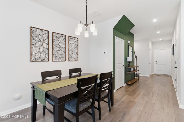 5 Laird Way, Wall, NJ 07753