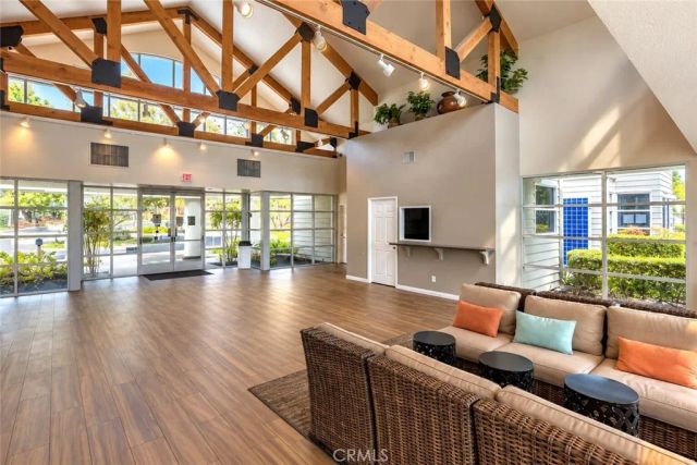10 Glenoaks, Aliso Viejo, CA 92656