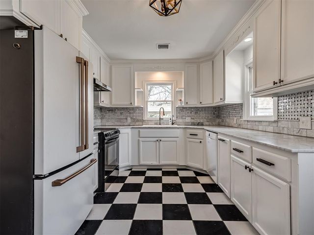 525 NW 40th Street, Oklahoma City, OK 73118