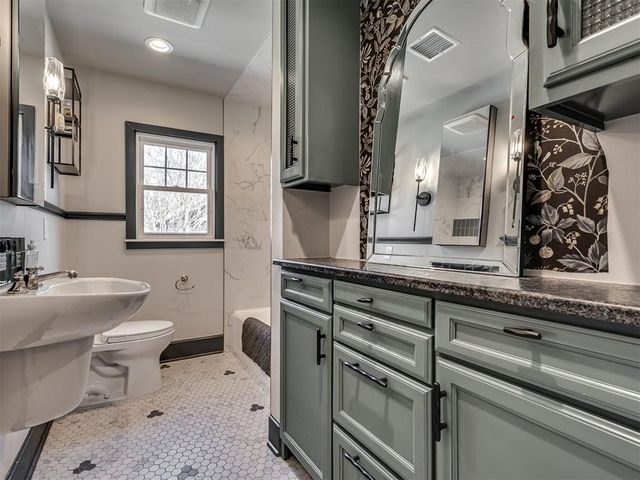 525 NW 40th Street, Oklahoma City, OK 73118