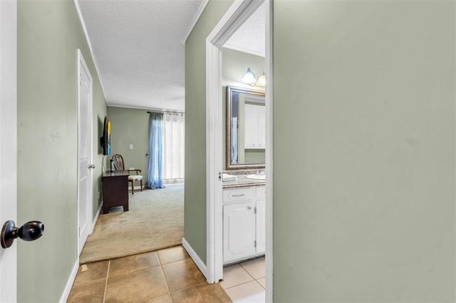 2417 Francis Drive, Lake Charles, LA 70605