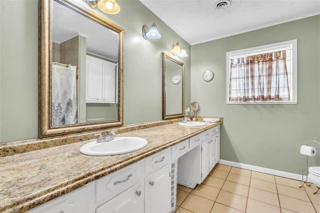 2417 Francis Drive, Lake Charles, LA 70605