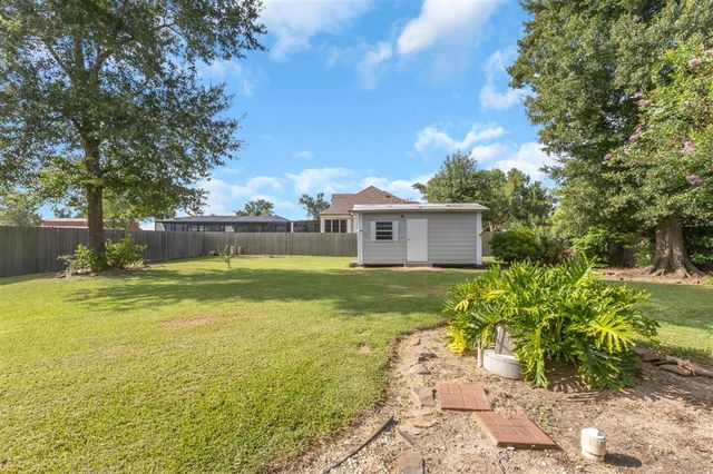 2417 Francis Drive, Lake Charles, LA 70605