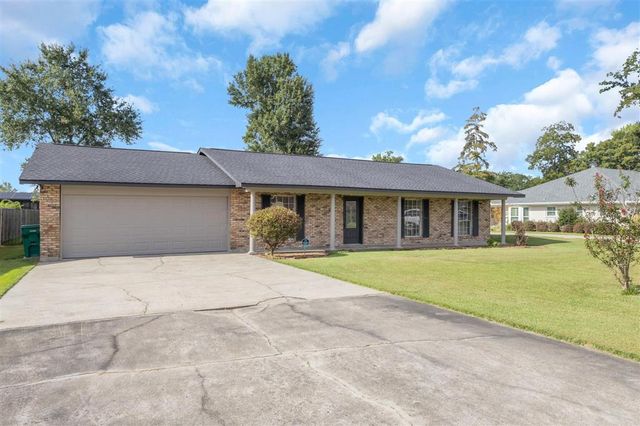 2417 Francis Drive, Lake Charles, LA 70605