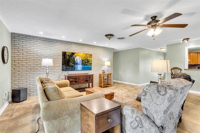 2417 Francis Drive, Lake Charles, LA 70605