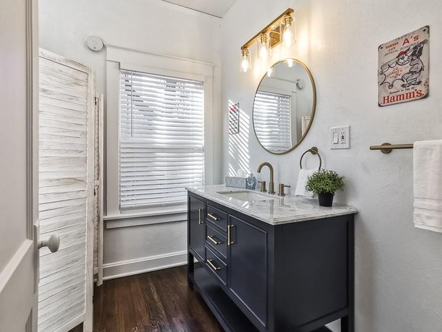 4548 Mercier Street, Kansas City, MO 64111