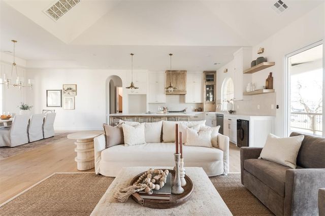 12875 Hidden Trail, Arcadia, OK 73007