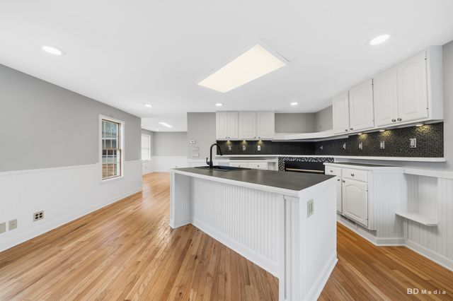 10428 S Springfield Avenue, Chicago, IL 60655