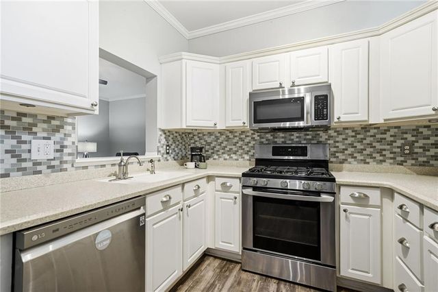 137 Birchwood Pass, Canton, GA 30114