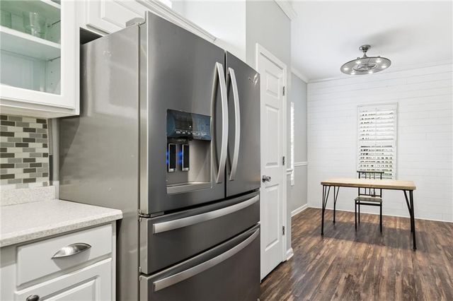 137 Birchwood Pass, Canton, GA 30114