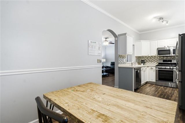 137 Birchwood Pass, Canton, GA 30114