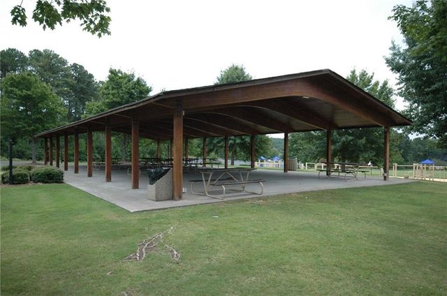 137 Birchwood Pass, Canton, GA 30114